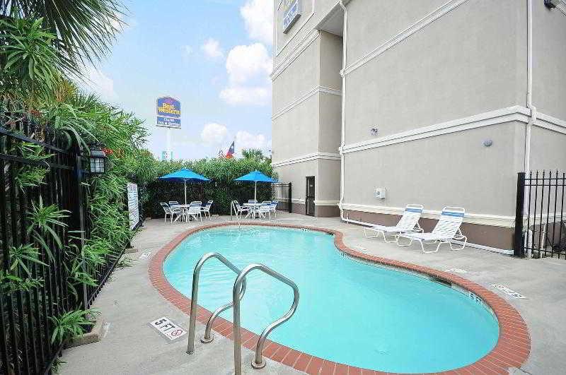 Baymont By Wyndham Clute Lake Jackson Ngoại thất bức ảnh